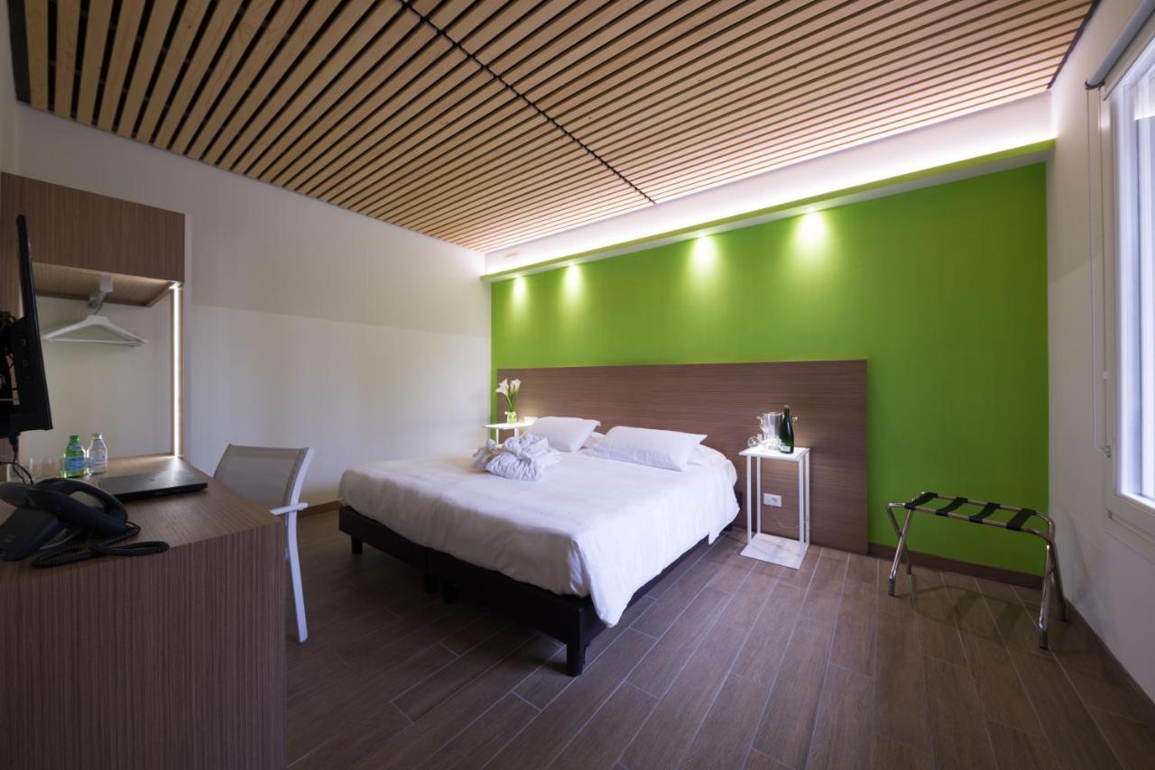 Hotel Marelet Treviglio Exterior foto